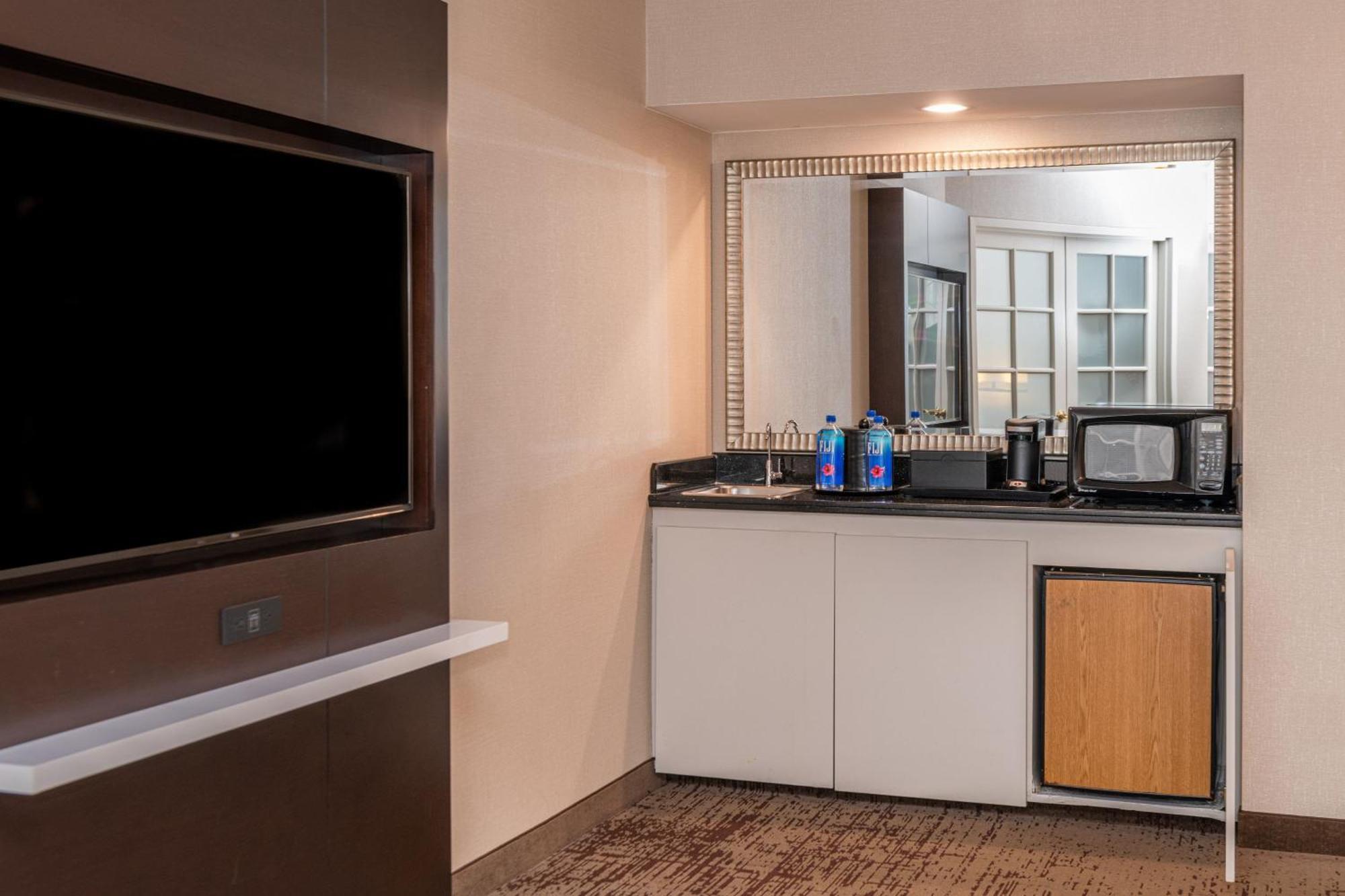 Chicago Marriott Suites Deerfield Exteriör bild